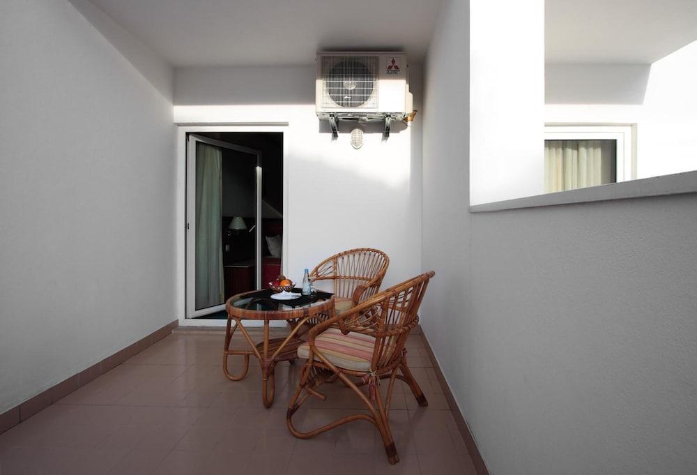 Galeria Suite Hotel أفيرو المظهر الخارجي الصورة